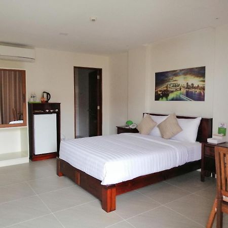 Nirvana Resort Puerto Galera Exterior photo