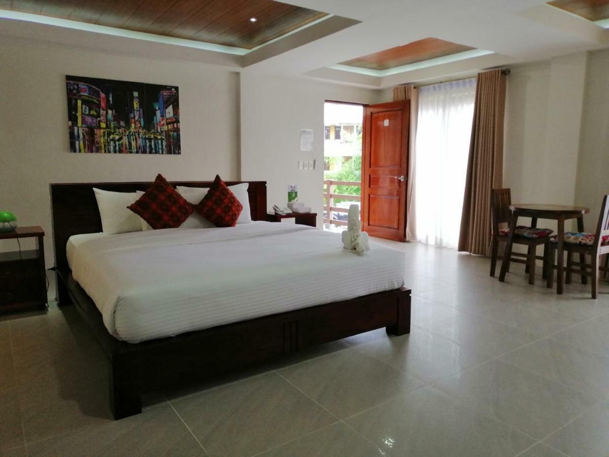 Nirvana Resort Puerto Galera Exterior photo