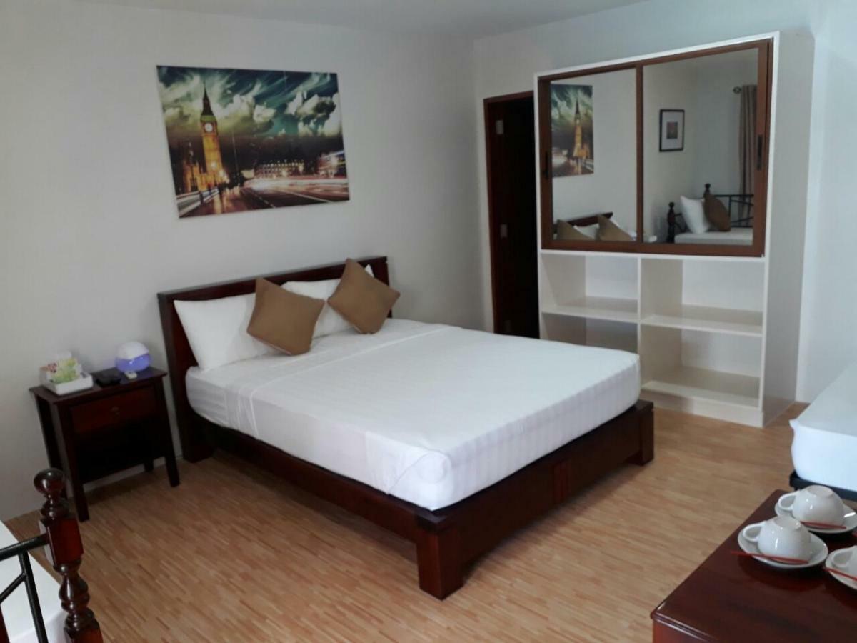 Nirvana Resort Puerto Galera Exterior photo