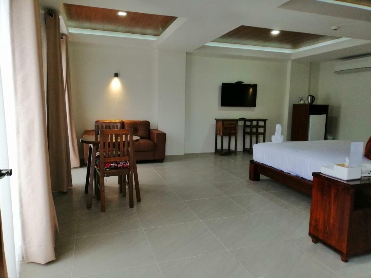 Nirvana Resort Puerto Galera Exterior photo